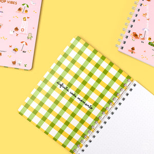 Cuaderno anillado A5 + 2 láminas de stickers: Poop vibes